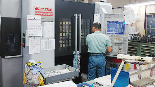 マシニングセンター VA40
